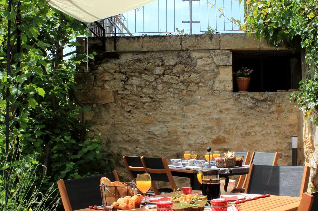 Relais De La Renaissance Panzió Saint-Michel-de-Montaigne Kültér fotó